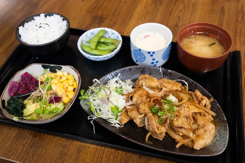 丼布狸居食屋(店休不定休,請先查詢google和粉絲團) 美食照片 1