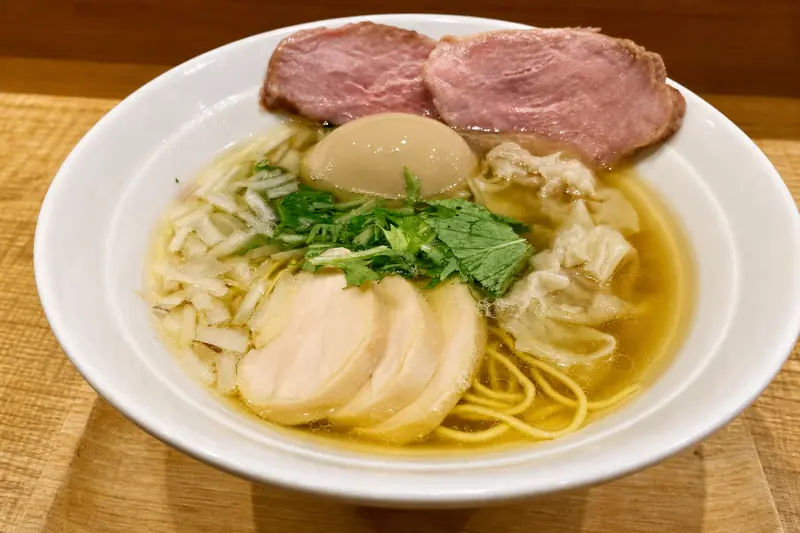 豪華雞清湯拉麵