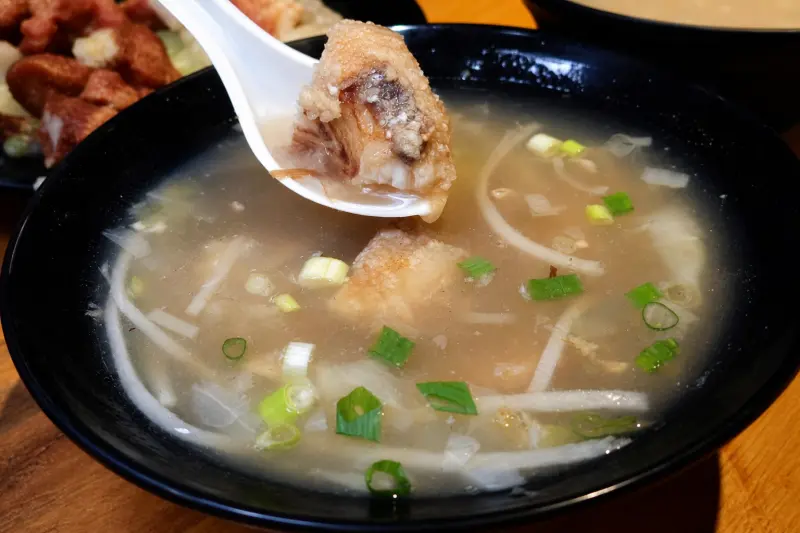 赤崁傳統美食舖的溫補四神湯