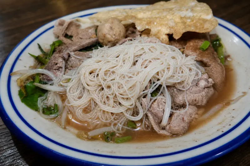 船麵湯底配米線