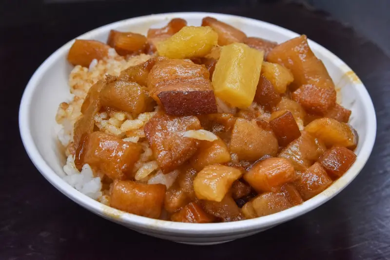 今大魯肉飯的魯肉飯