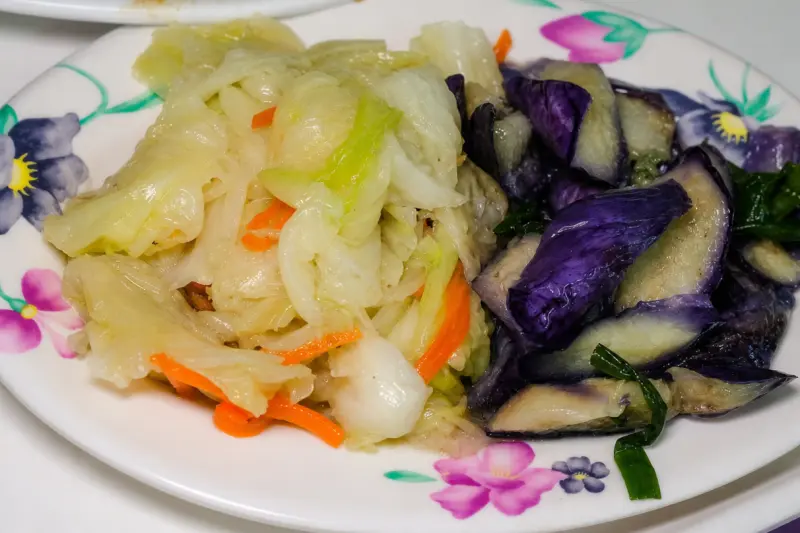五燈獎豬腳飯的滷豆腐