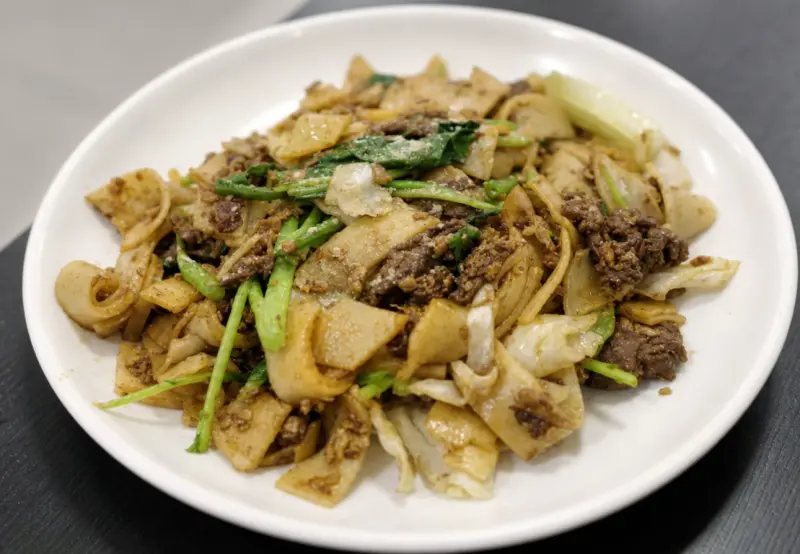 泰式東北小吃的牛肉板條