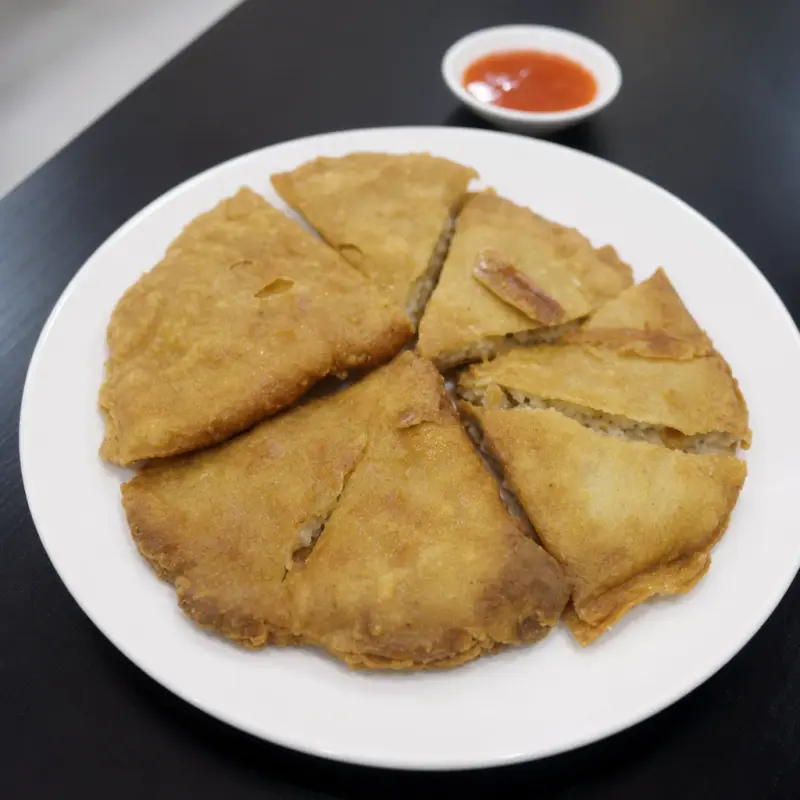 泰式東北小吃的月亮蝦餅