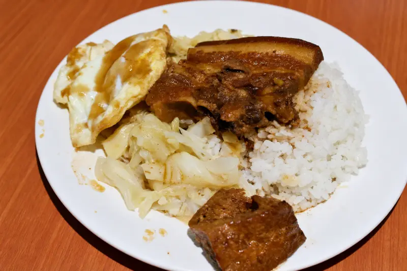 ภาพอาหาร 2 ของ 後菜園艋舺腿庫飯控肉飯