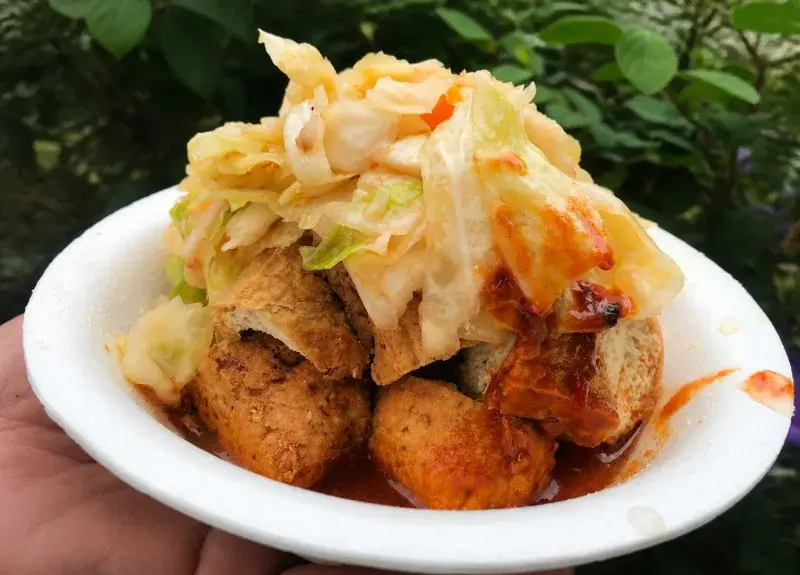 228臭豆腐的228臭豆腐(招牌泡菜堆)