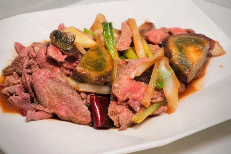 汆牛 溫體牛肉火鍋-蘆洲店 美食照片 3
