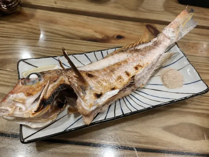 二男小家料理的香烤馬頭魚