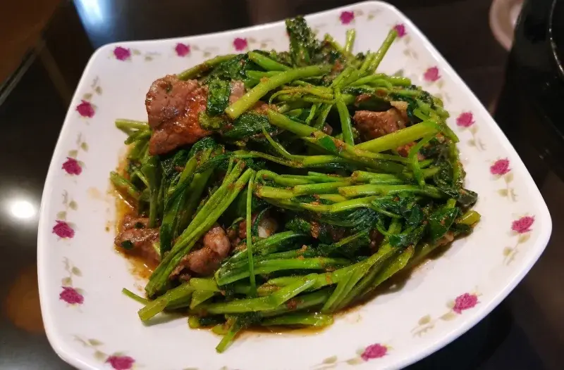饗牛二館-火鍋·鮮牛肉專賣店的沙茶牛肉