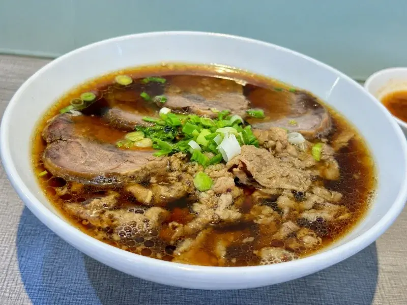 王的秘製黑蒜牛肉麵 美食照片 1