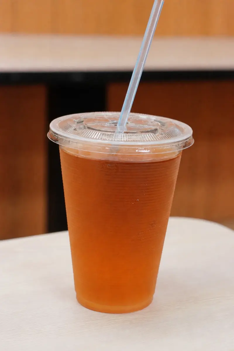 正原担魷魚羹蚵仔煎的酸梅湯