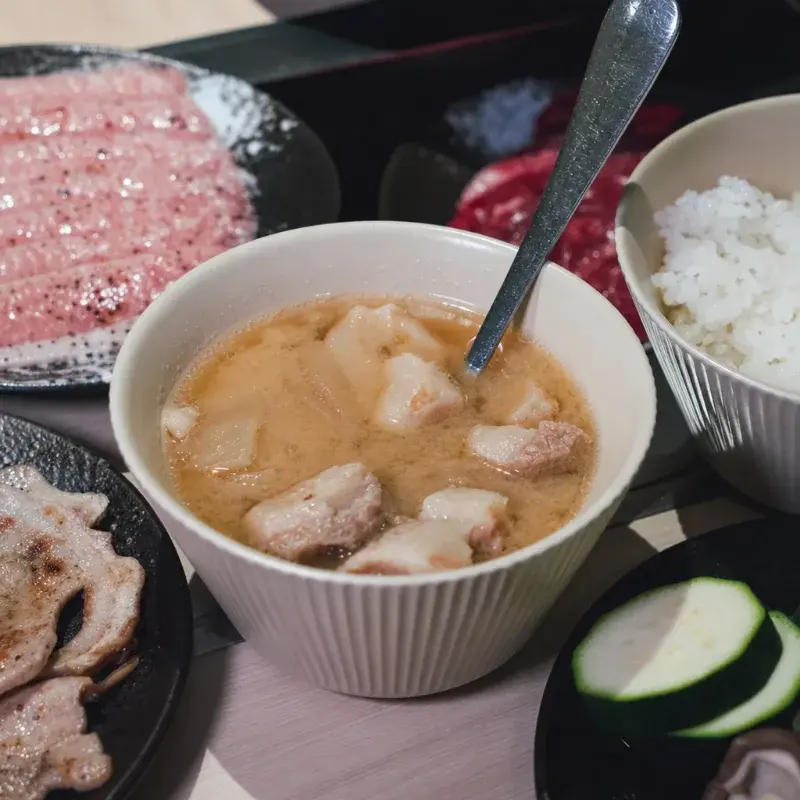 北屯|燒肉政宗 YAKINIKU MASAMUNE的豚汁味噌湯