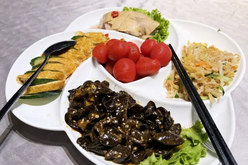 品虹橋滬川美饌旗艦店的品虹迎賓五色盤