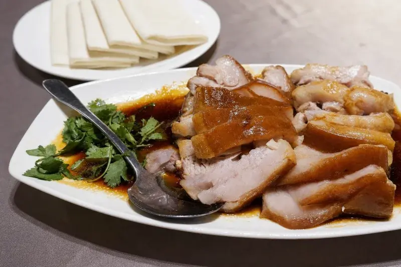 品虹橋滬川美饌旗艦店的招牌蘇杭東坡肉