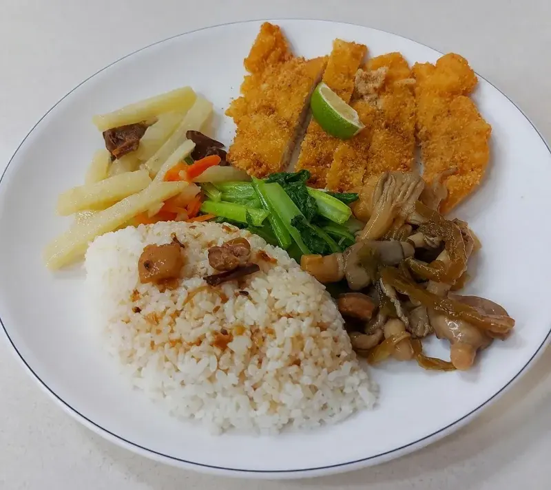 愛之味排骨飯 美食照片 1