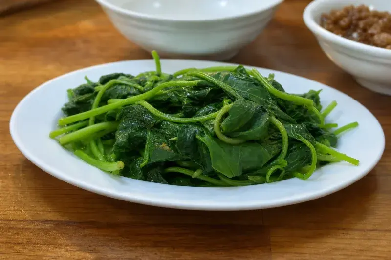 老店柏弘肉燥的燙地瓜葉