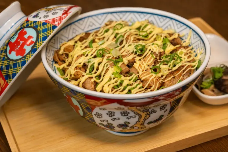 麵屋田介的當日限量餐點 大叉燒飯