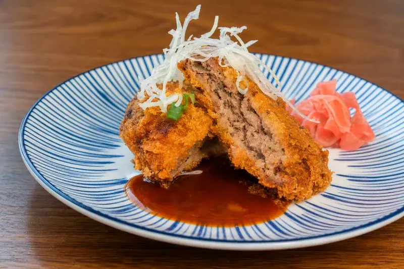 麵屋田介的炸牛肉餅