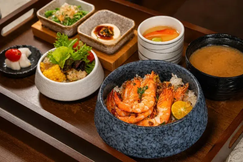蒜味鮮蝦飯 定食