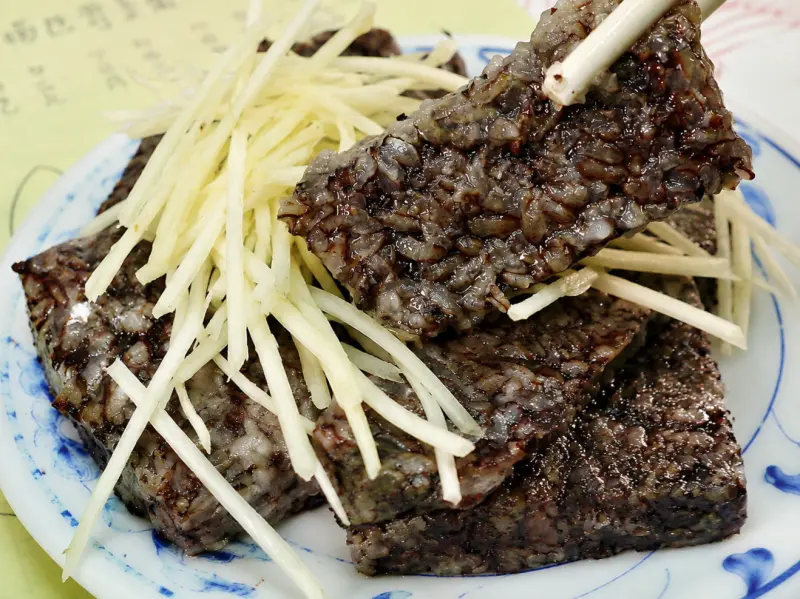 正宗鴨肉飯的鴨米血