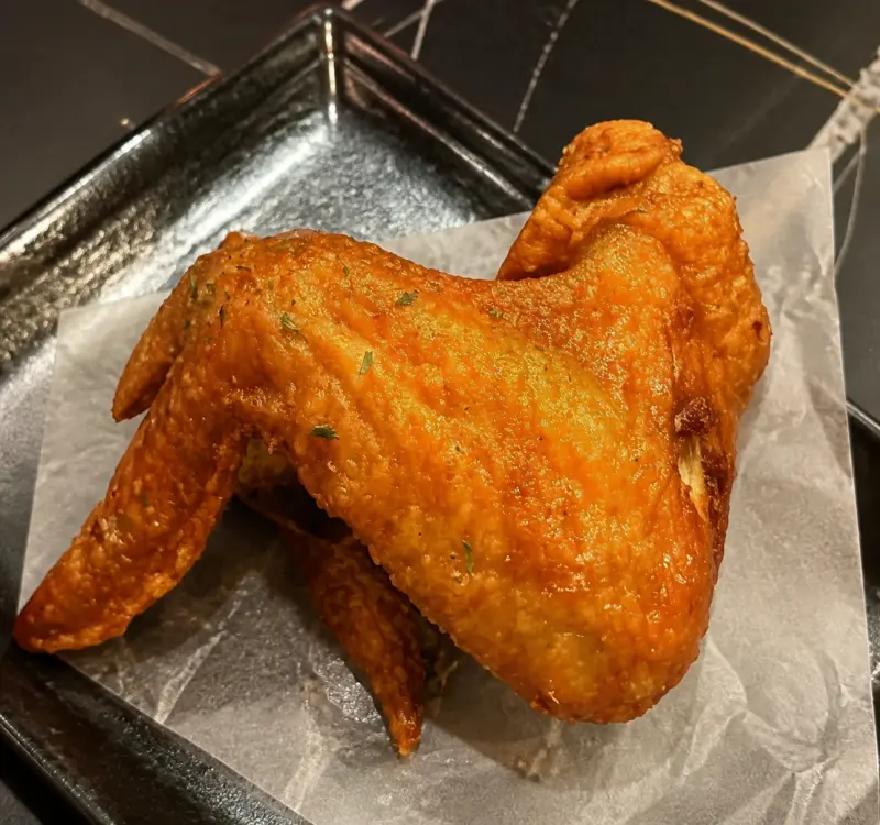 ROSA義大利餐廳的炸雞翅膀我喜歡吃