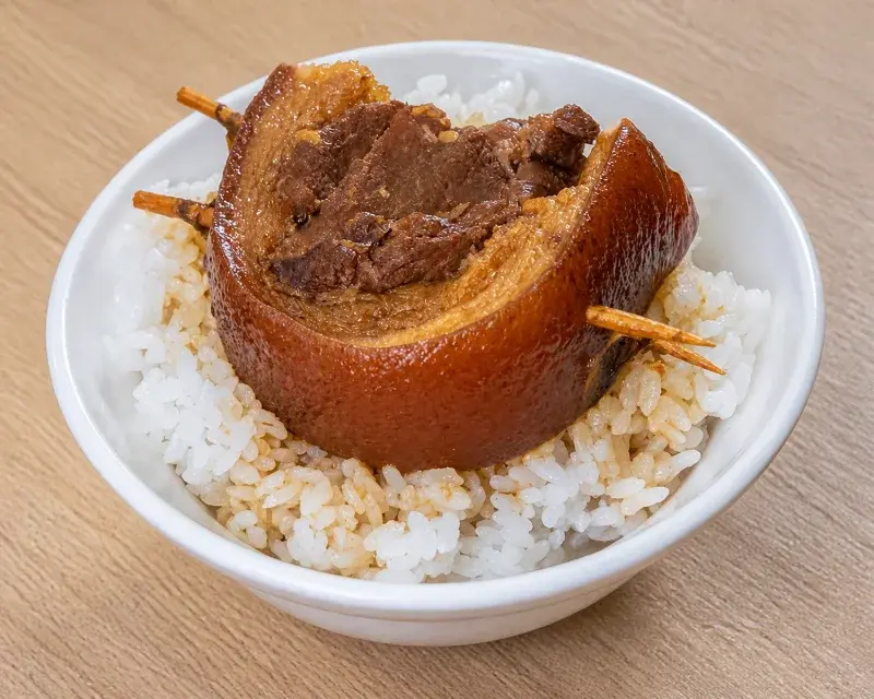 矮仔魯爌肉飯 美食照片 1