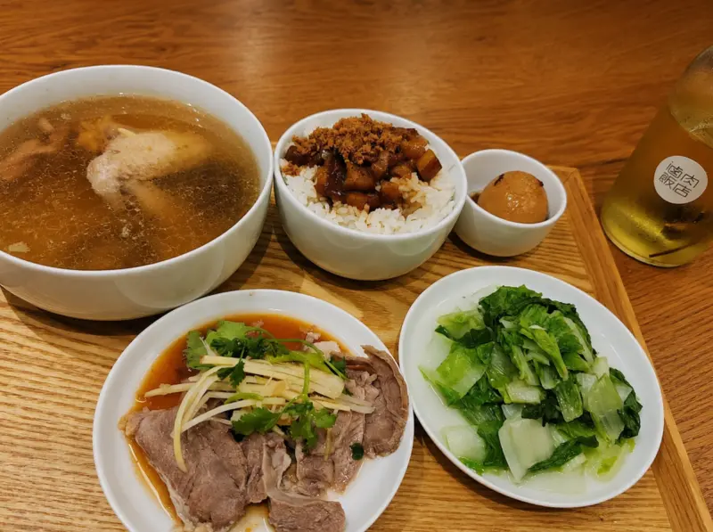 ภาพอาหาร 2 ของ 滷肉飯店