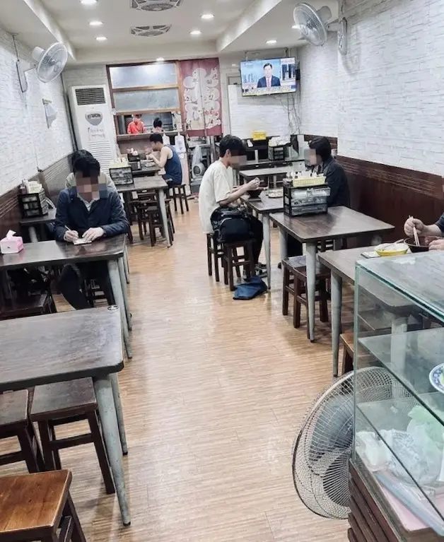 金玉滿堂芋餃抄手麵食探店照片
