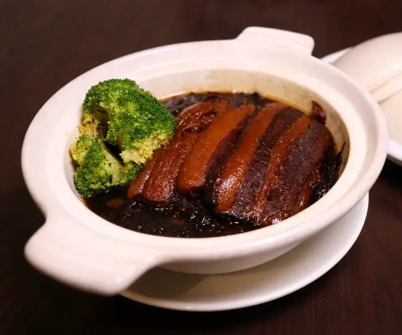 梅干扣肉代荷葉夾