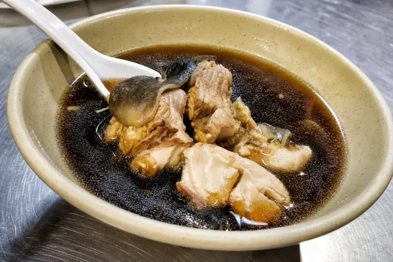 盧記當歸土虱藥頭排骨香菇肉燥飯 음식 사진 2