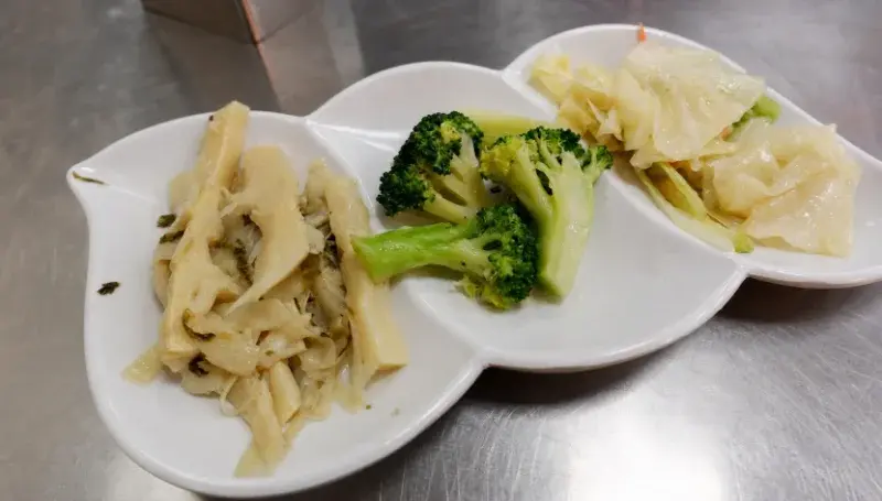 梁記嘉義雞肉飯 美食照片 3