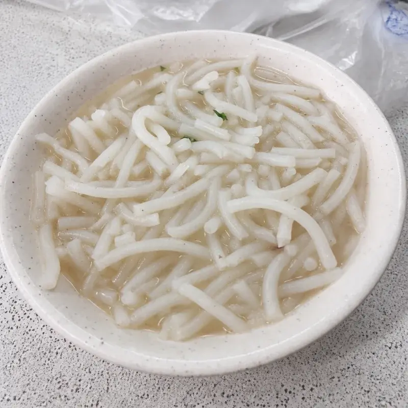 龍口米苔目米粉湯 美食照片 3