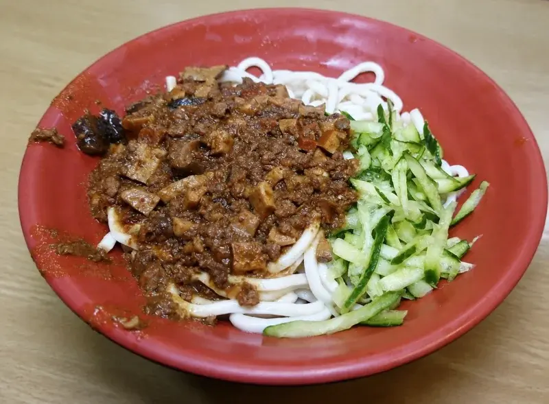 香菇炸醬麵原圖