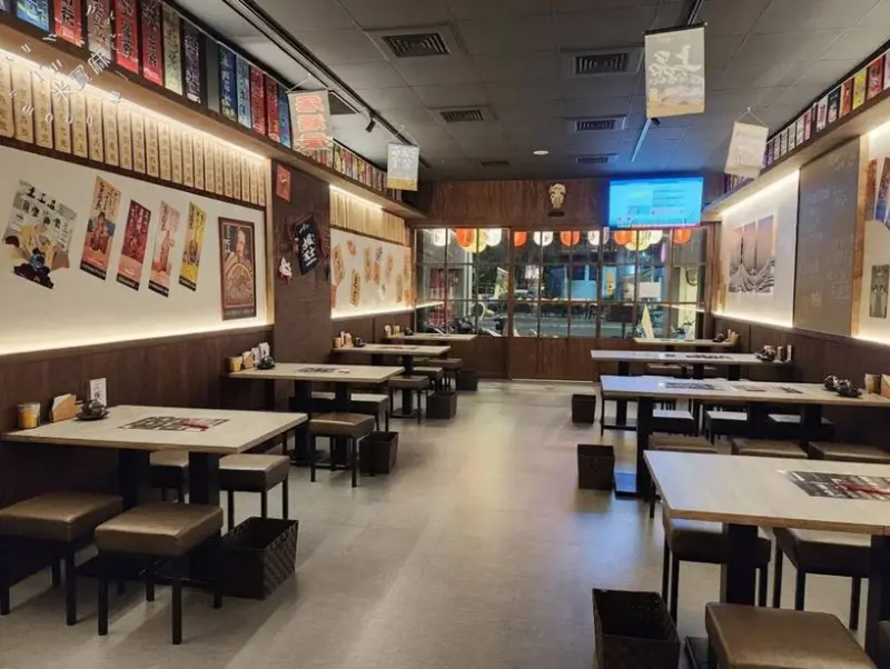 【土城居酒屋推薦】坂上源炭火酒場 捷運永寧站出口即到！｜坂上源炭火酒場