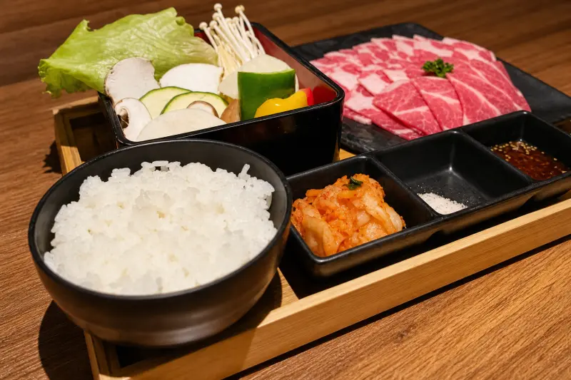 雲霧翩翩燒肉酒場的伊比利豬套餐