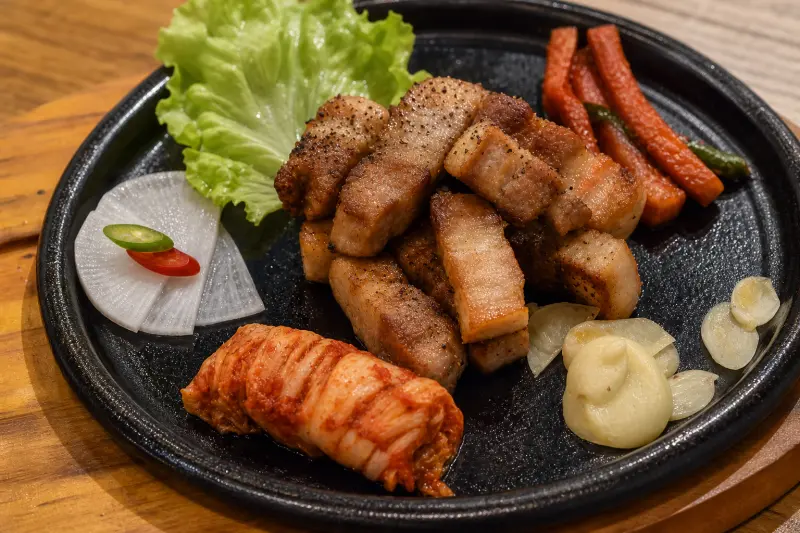 梨谷韓式鐵板烤肉 忠孝總店 美食照片 2