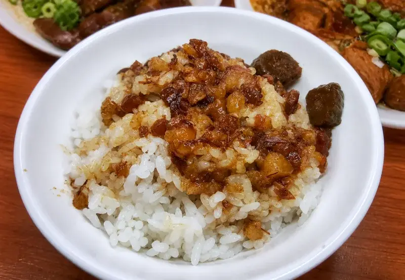 黃記魯肉飯的魯肉飯