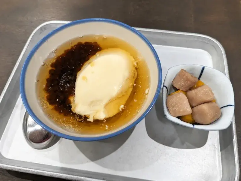 榕美樹館的三品豆花