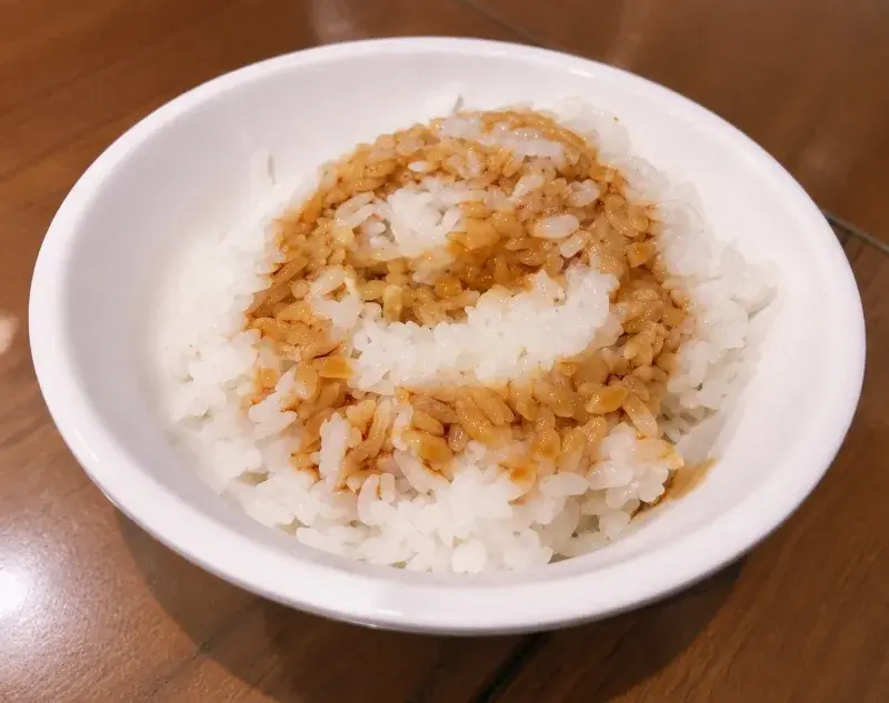 丸林魯肉飯的豬油拌飯
