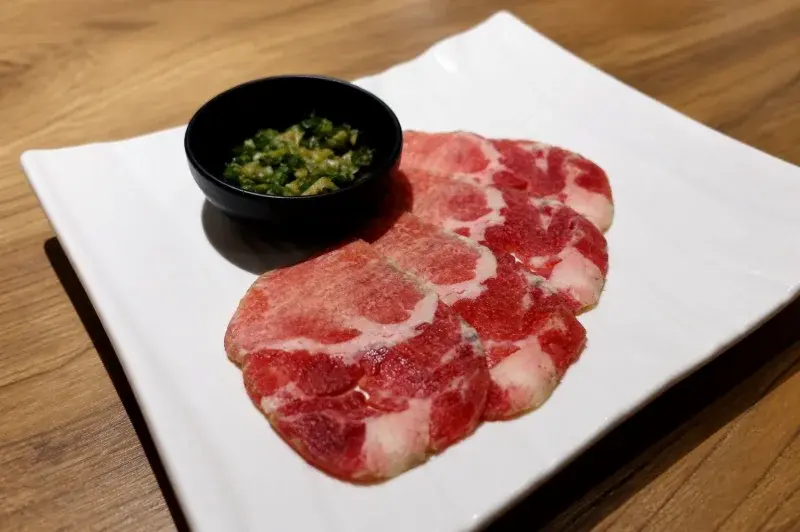 天町燒肉屋芝山店的鹽蔥牛舌
