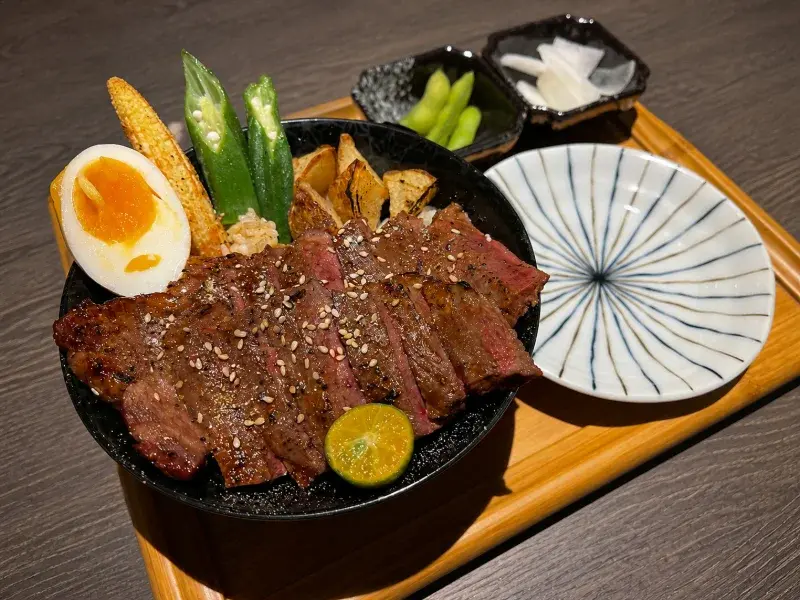 翼板牛排丼原圖